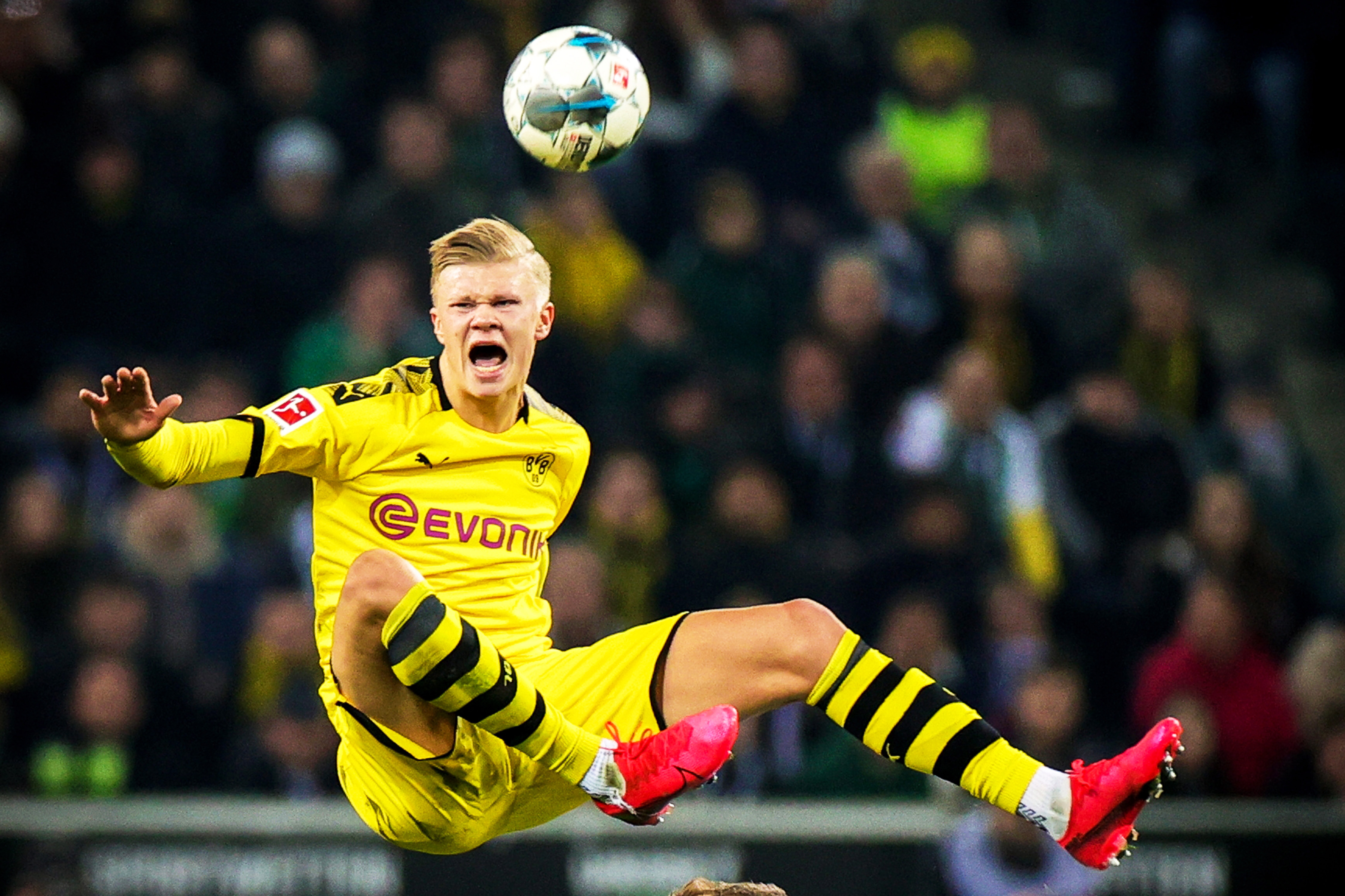 重回原点？曼联“荒诞大戏”永不落幕，新帅上任依旧如此